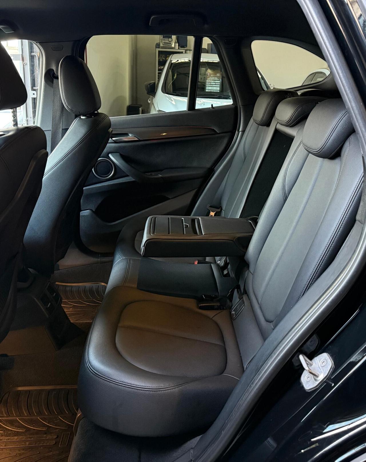 Bmw X1 2.0 xDrive18d 150CV XLine - 2016