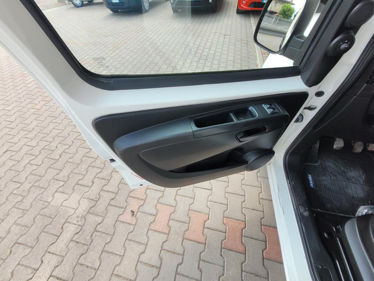 Fiat Fiorino 1.4 8V CNG 70CV Cargo SX