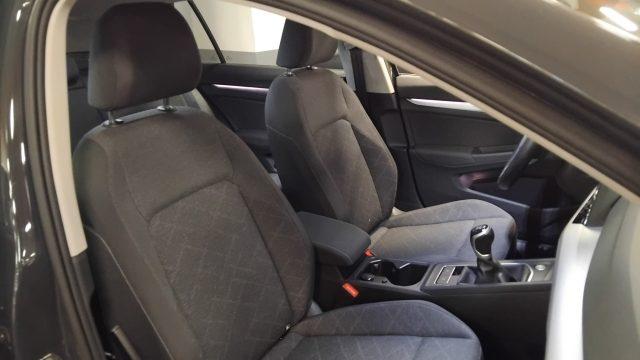 VOLKSWAGEN Golf Variant 1.0 TSI EVO Life VIRTUAL