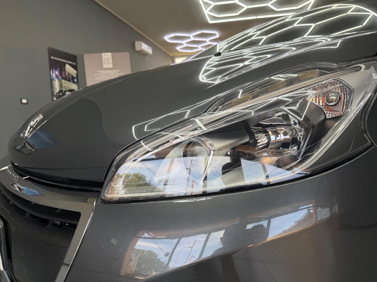 Peugeot 208 PureTech 82 5 porte Active