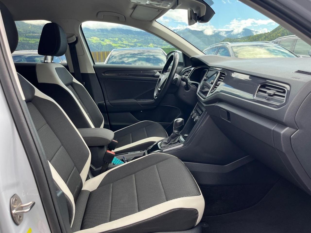 Volkswagen T-Roc 1.5 tsi advanced dsg
