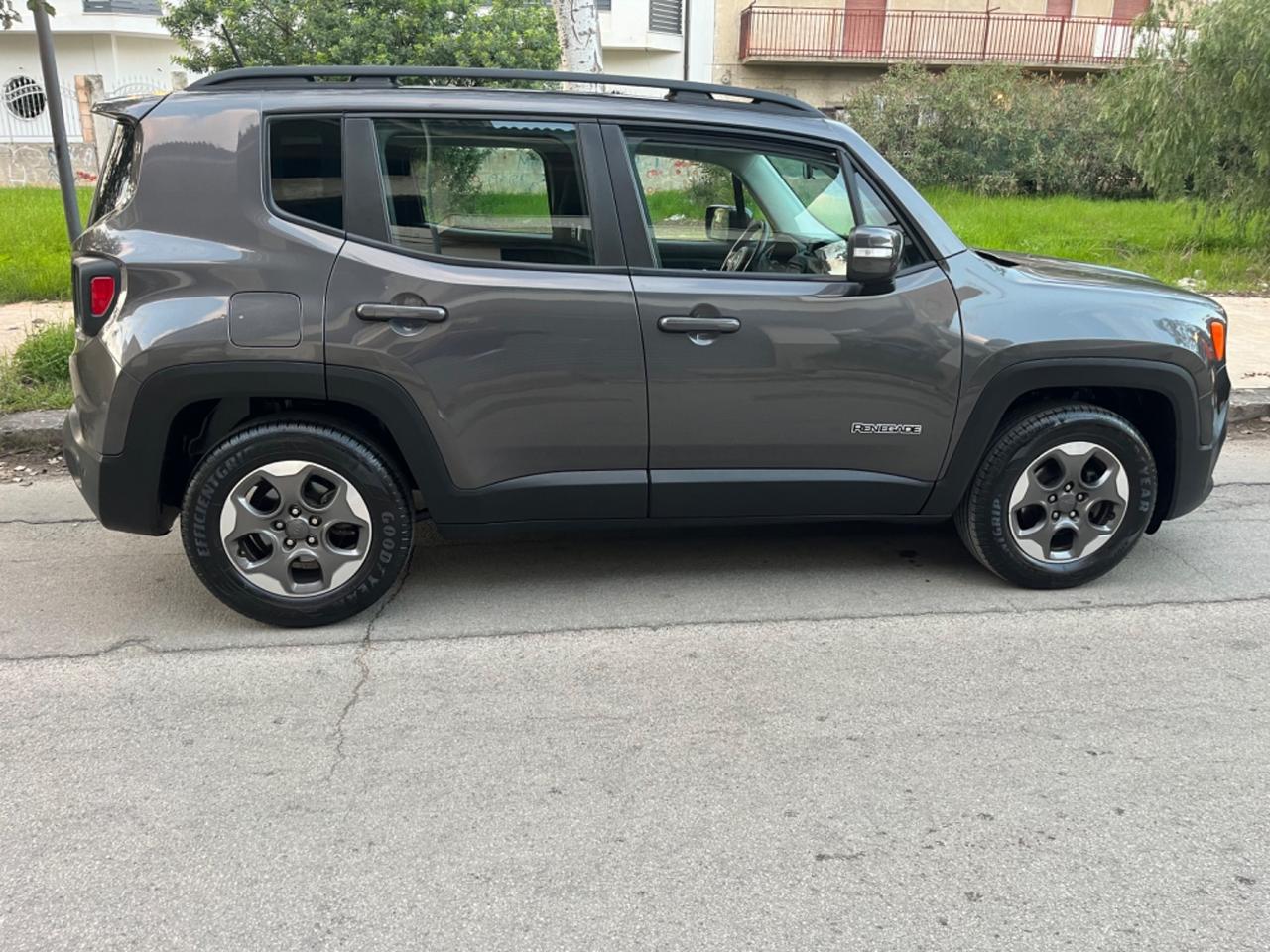 Jeep Renegade 1.6 Mjt 120 CV Longitude