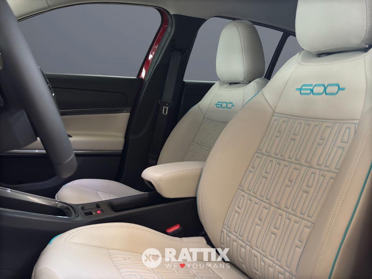 Fiat 600 1.2 hybrid 145CV La Prima auto