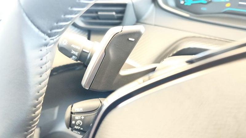 Peugeot 208 Style Hybrid 110 e-DCS6 auto
