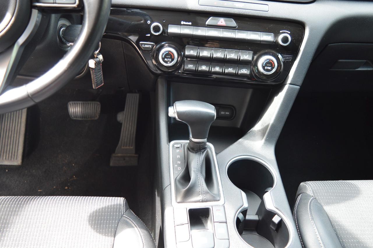 Kia Sportage 1.6 CRDI 136 DCT7 2WD Mild Hybrid Black Edition