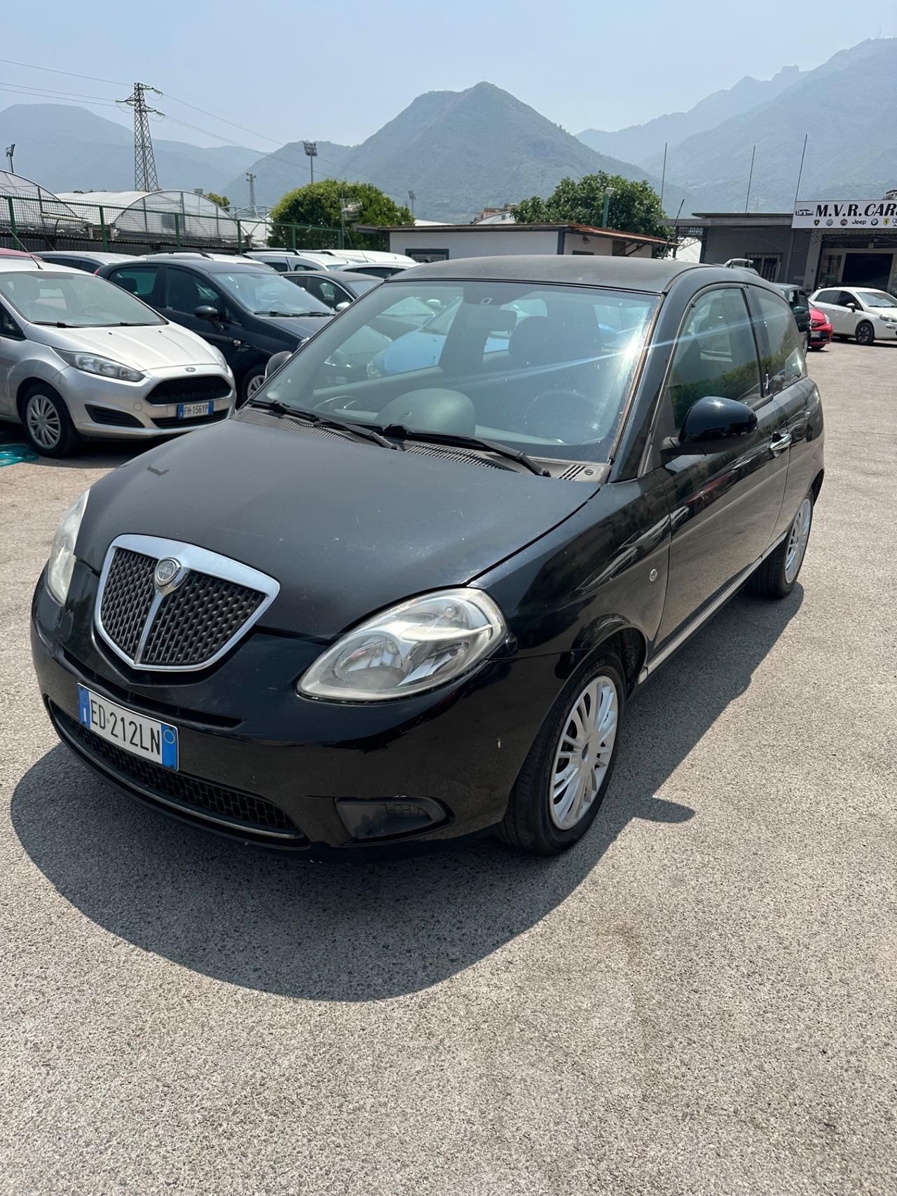 Lancia Ypsilon 1.2 69 CV Elle