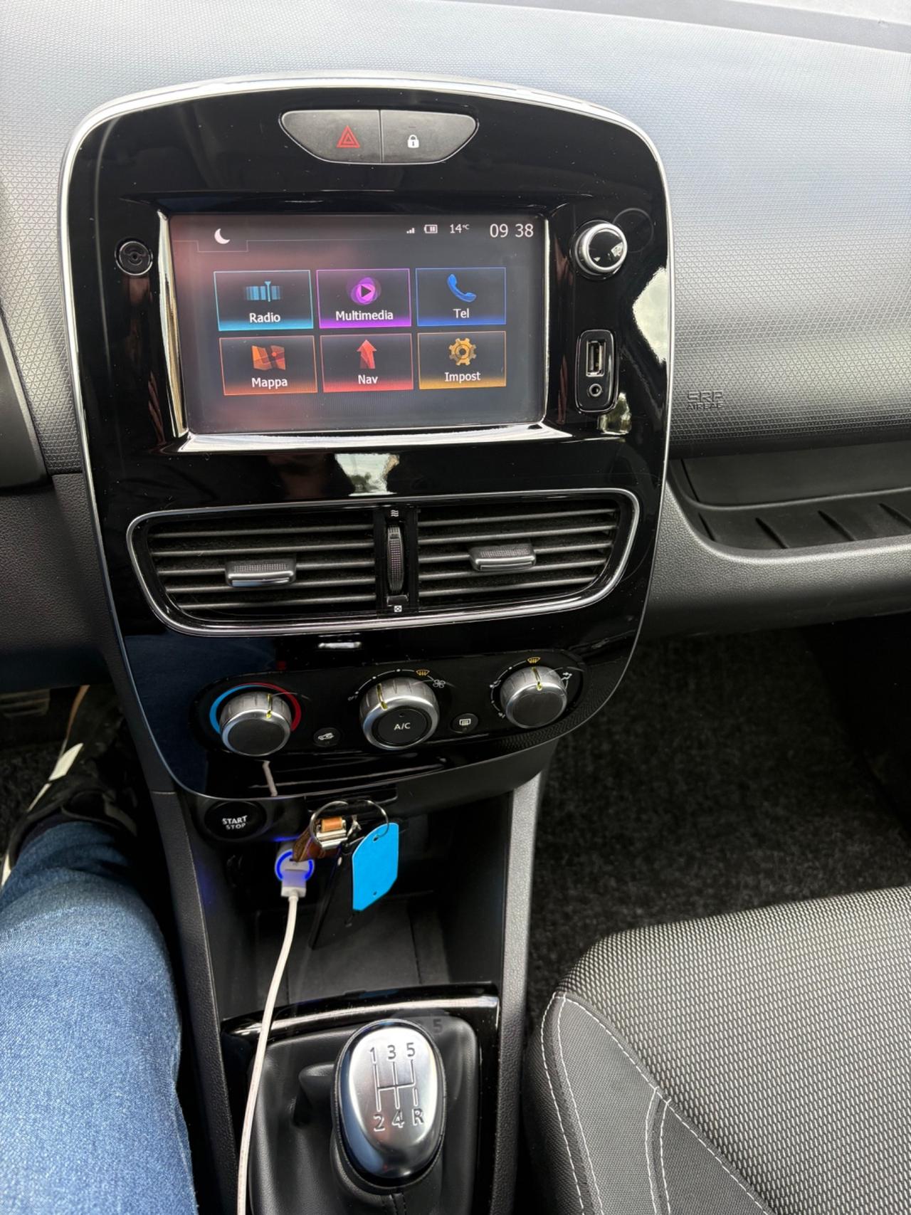 Renault Clio .900..benzina/ GPL anno 2018 km 130