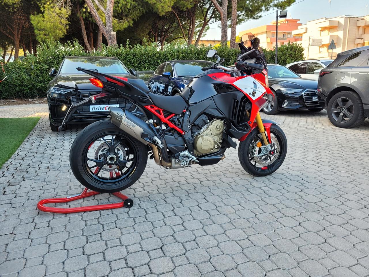 Ducati Multistrada V4 PIKE PEAK 9.500KM.