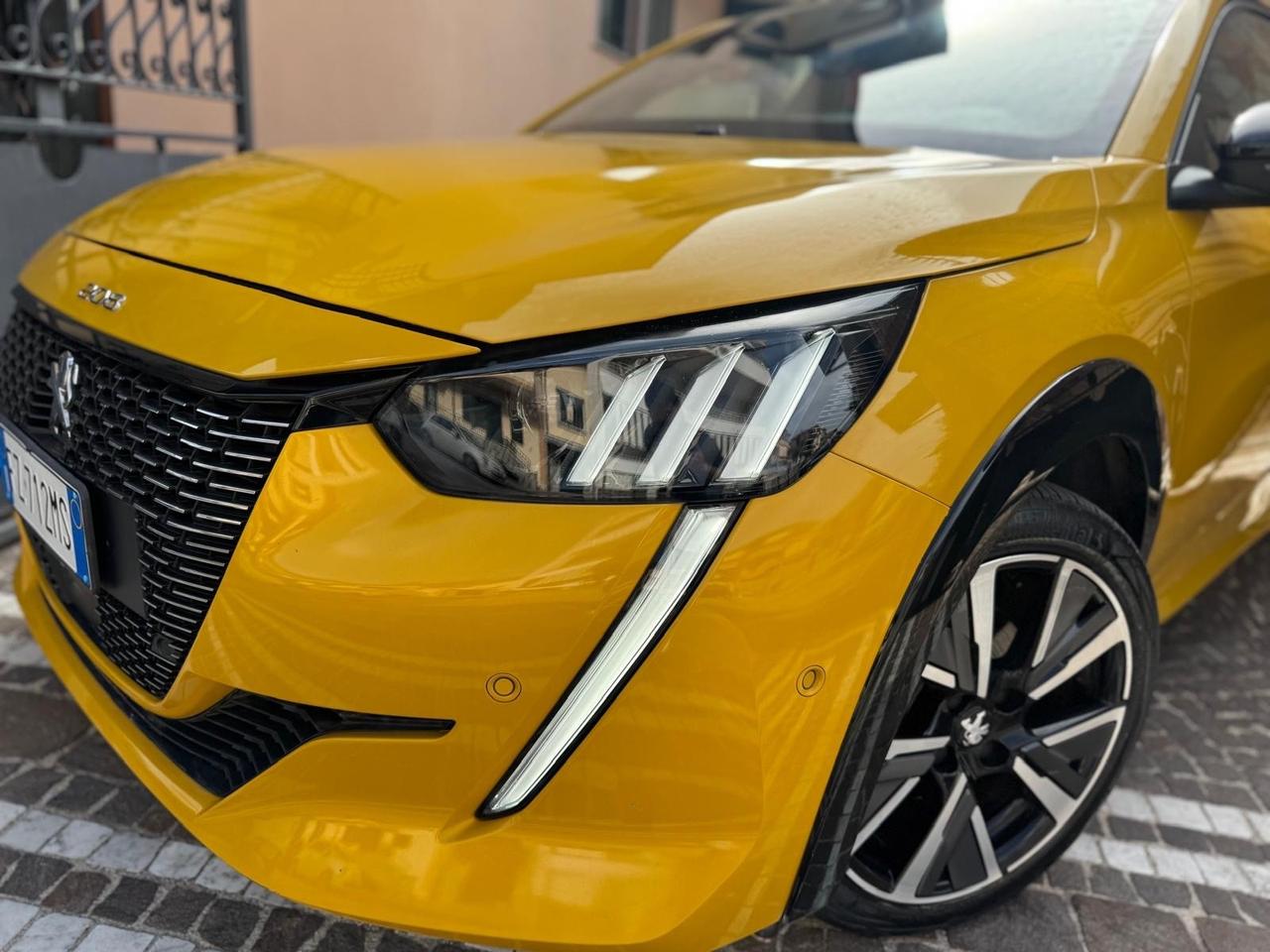 Peugeot 208 BlueHDi 100 S&S 5 porte GT Line