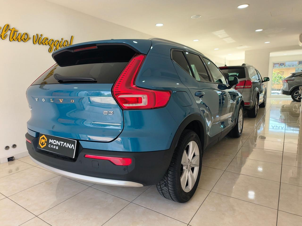 Volvo XC40 B3 automatico Core