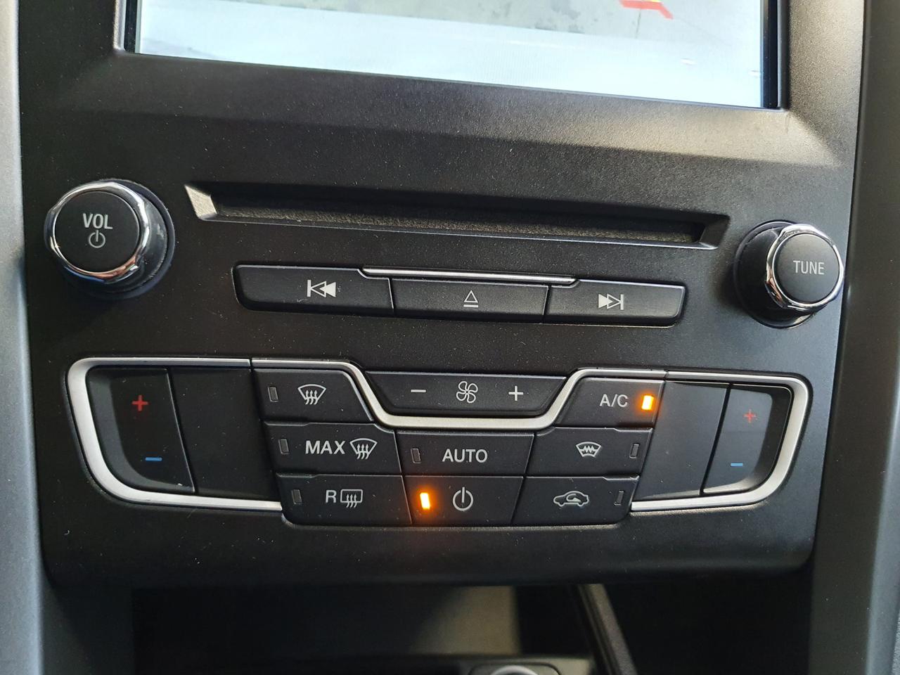 FORD Mondeo 4ª serie - Mondeo Full Hybrid 2.0 187 CV eCVT 4 porte Vignale