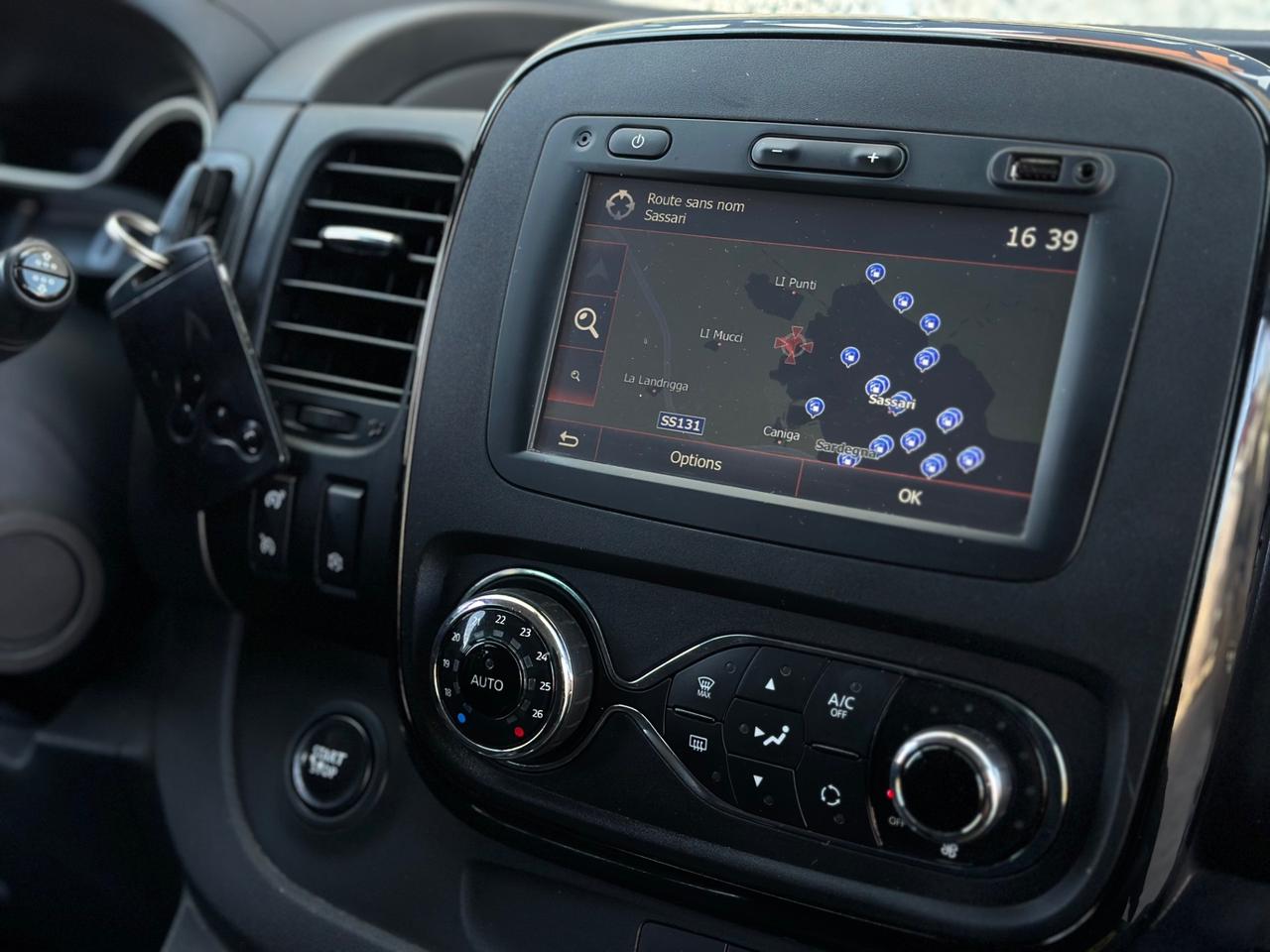 Opel Vivaro BiTurbo 6 Posti