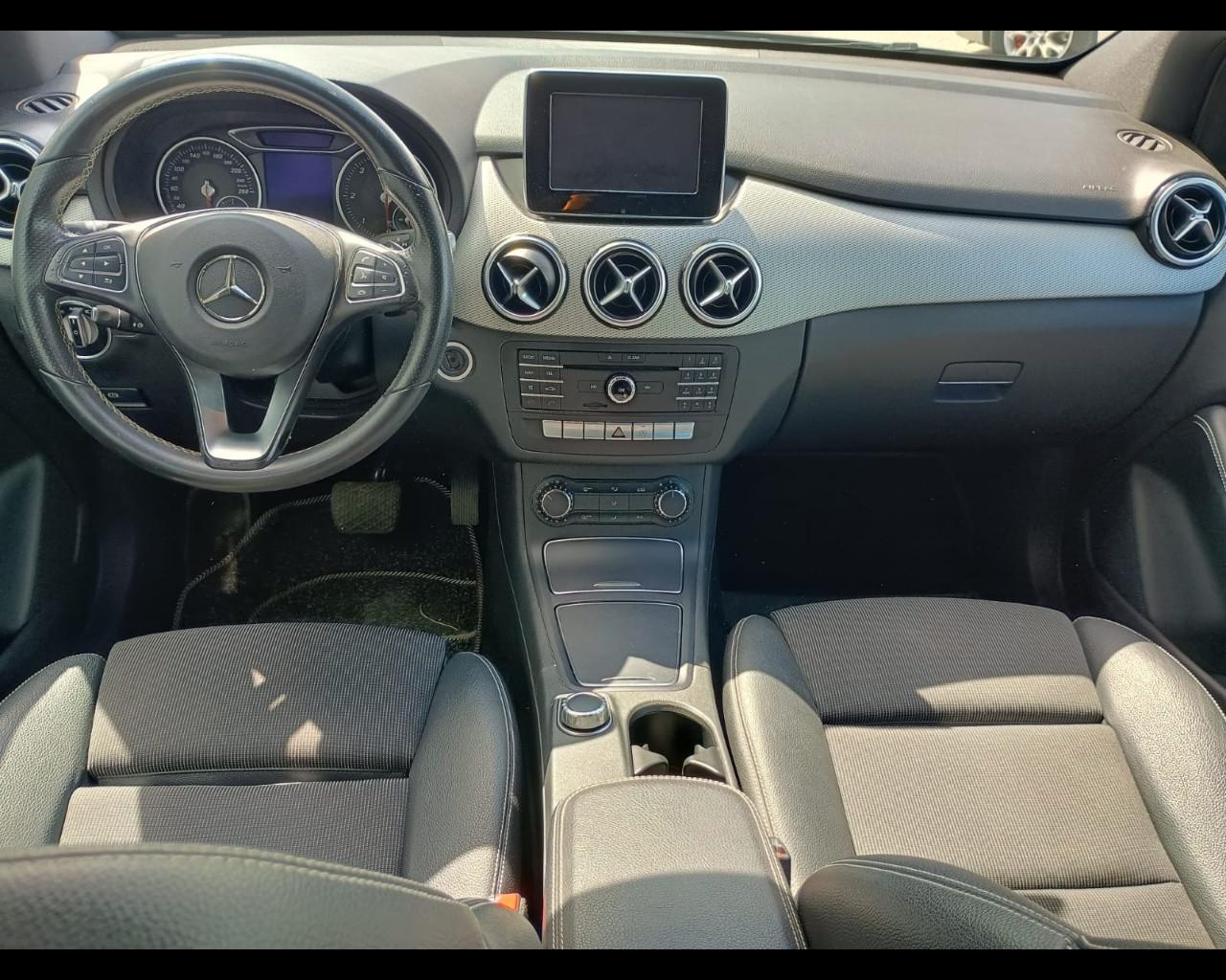 Mercedes-Benz Classe B (T246/242) - B 200 d Automatic Sport