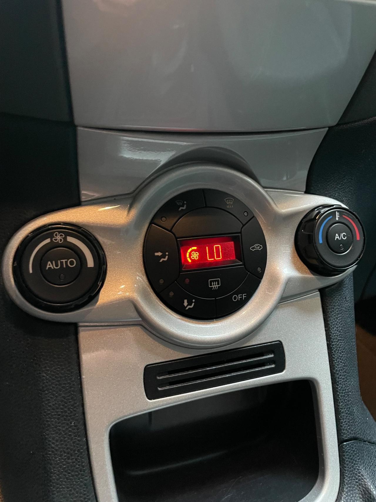 Ford Fiesta 1.2 Neopatentati Euro 5