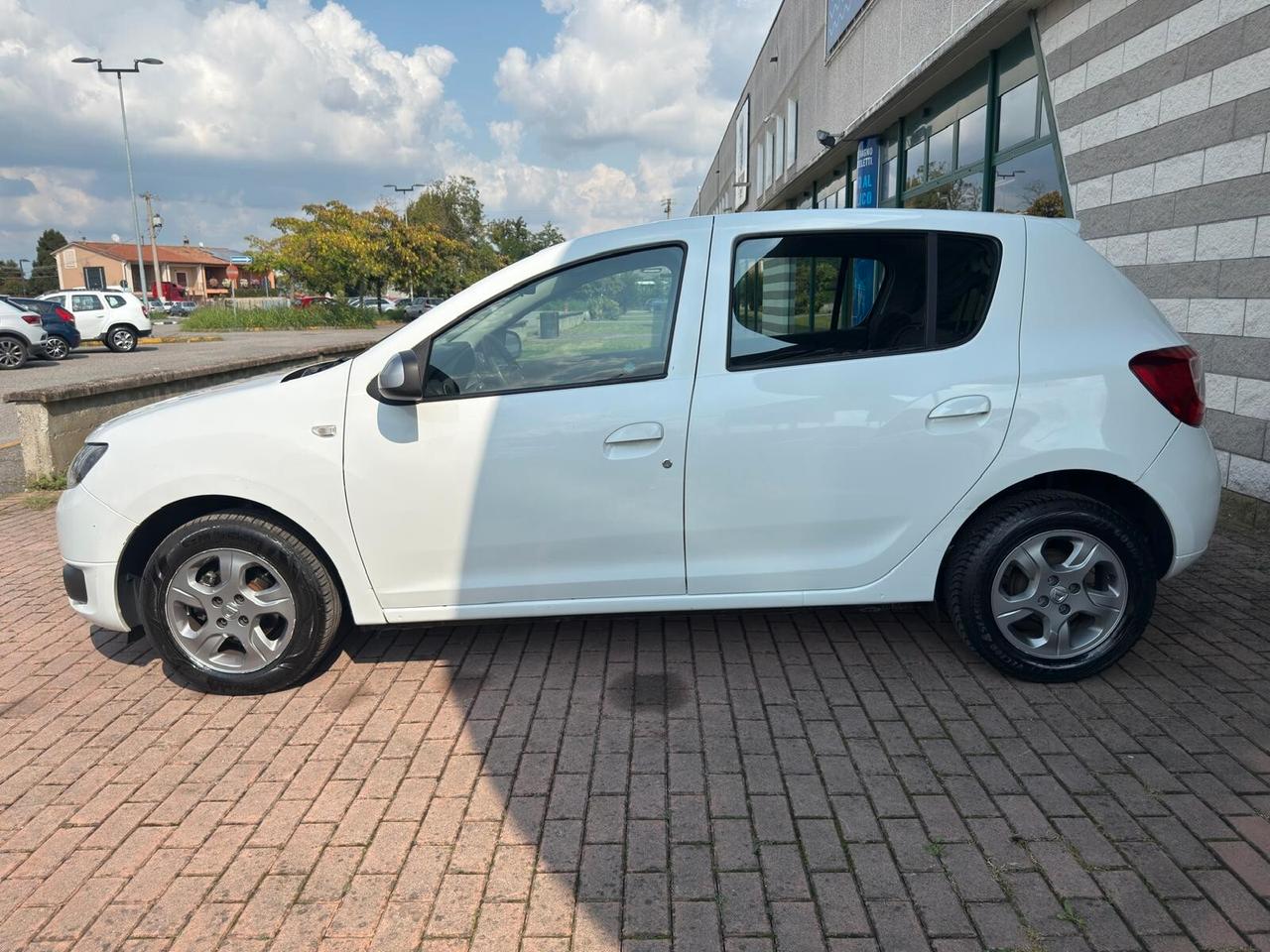 Dacia Sandero 1.2 GPL 75CV Ambiance