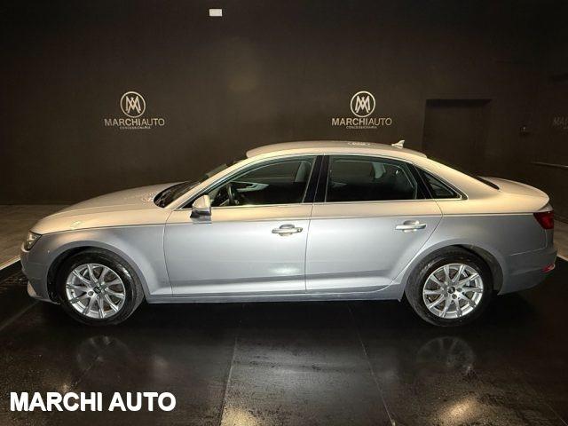 AUDI A4 2.0 TDI 150 CV Business Sport