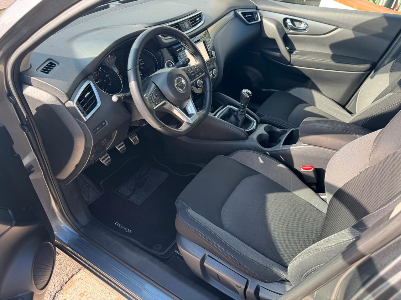 Nissan Qashqai 1.5 N-connecta Full Optional Tetto/navi/camera 360