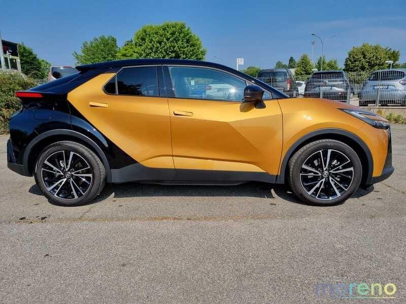 Toyota C-HR 2.0 phev Lounge Premiere fwd e-cvt