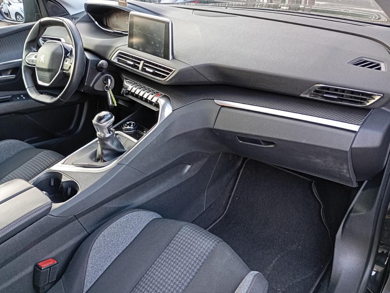 Peugeot 3008 1.5 BlueHDi 130CV Business