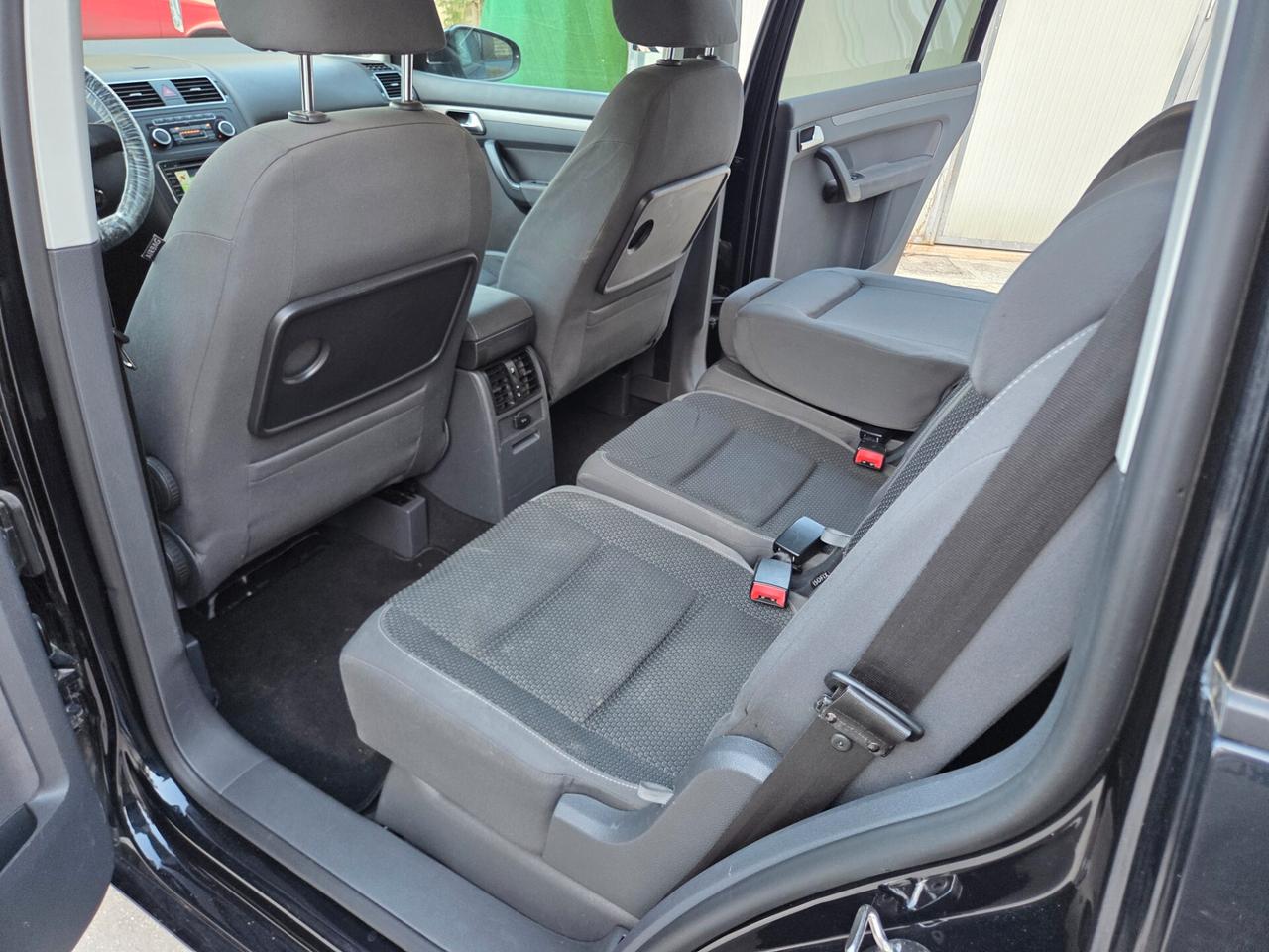 Volkswagen Touran 1.6 TDI 105cv DSG Highline