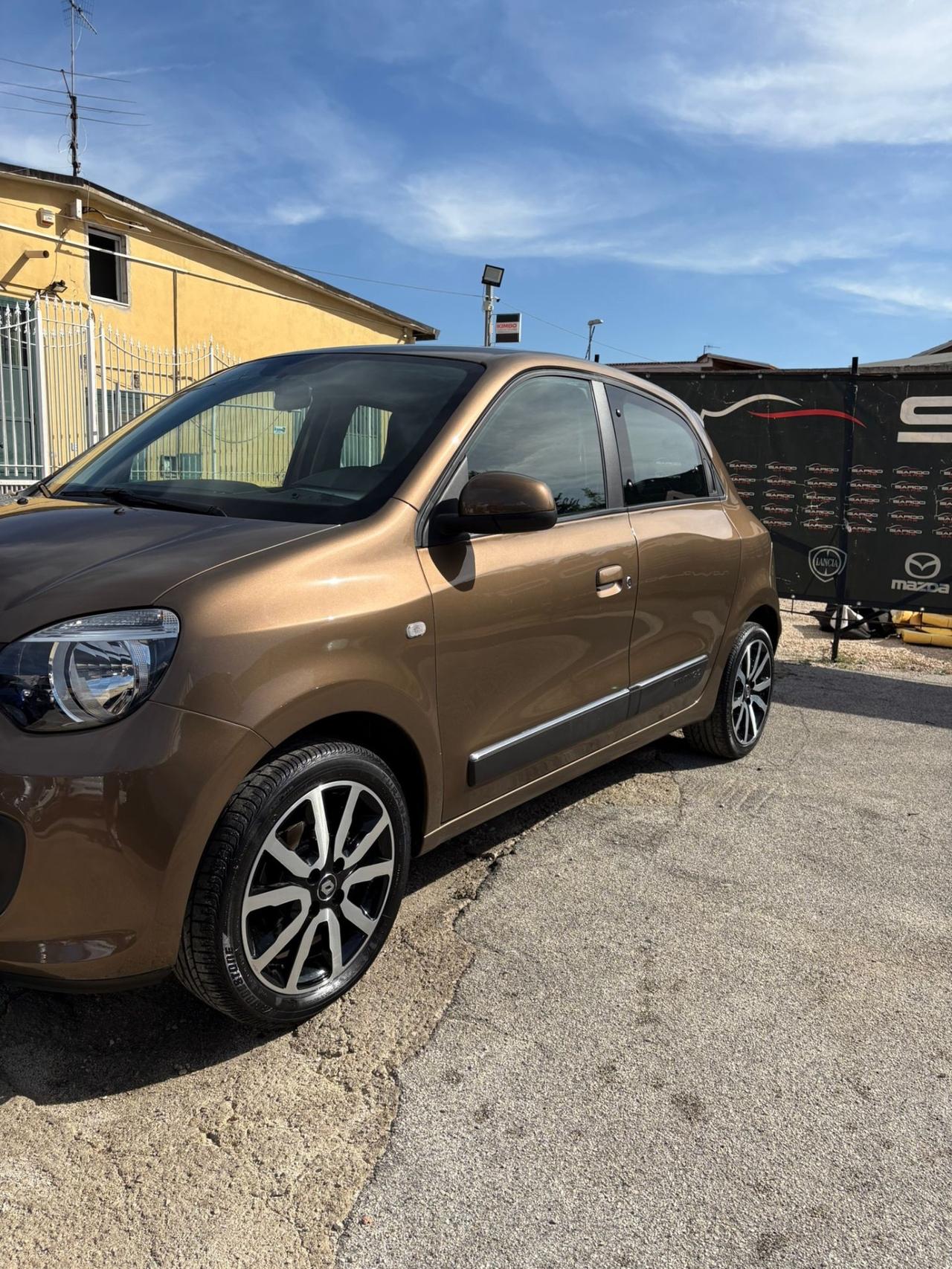 Renault Twingo SCe EDC Intens