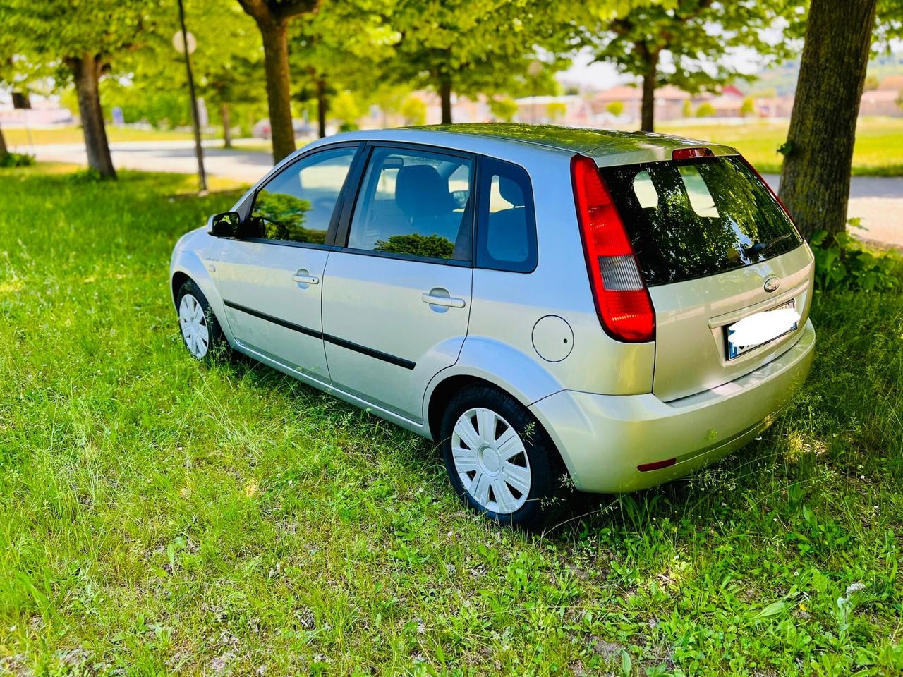Ford Fiesta 1.2 METANO