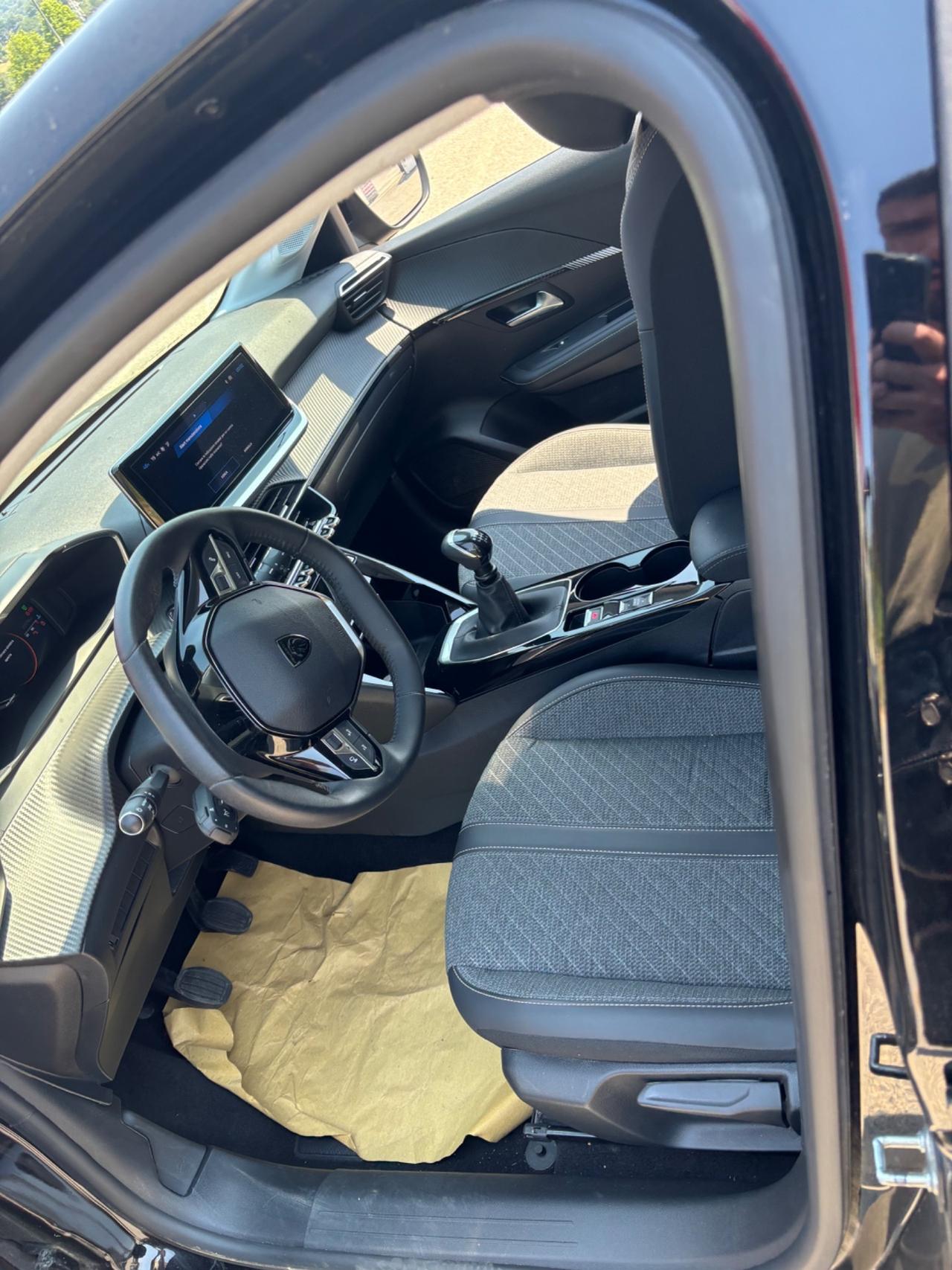 Peugeot 208 PureTech 75 Stop&Start 5 porte Like