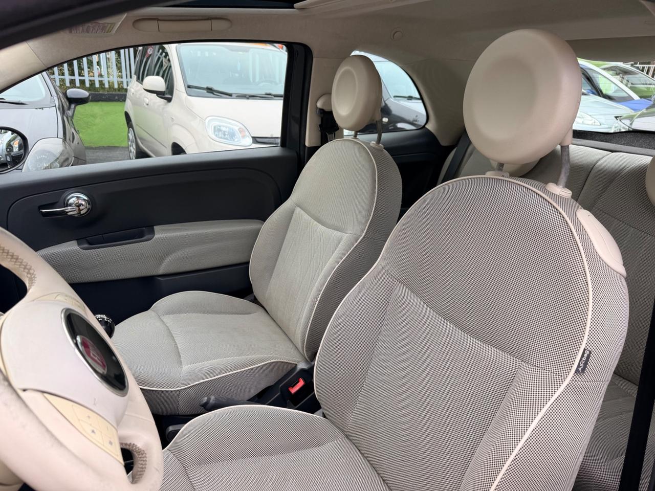 Fiat 500 1.2 Lounge 05/2011 145.000 KM