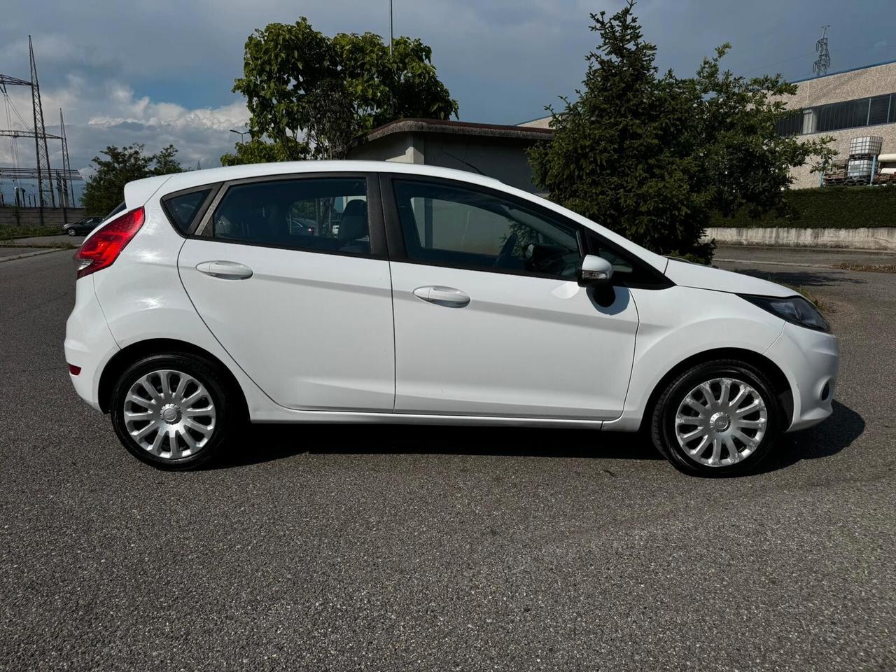 Ford Fiesta 1.6 TDCi 95 CV 5p. Titanium