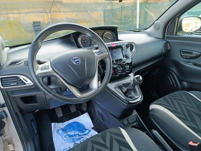 Lancia Ypsilon Ypsilon 1.3 MJT 16V 95 CV 5 porte S&S Silver