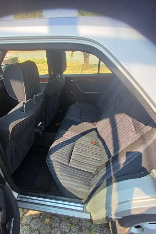 MERCEDES-BENZ E 250 TURBOIESEL