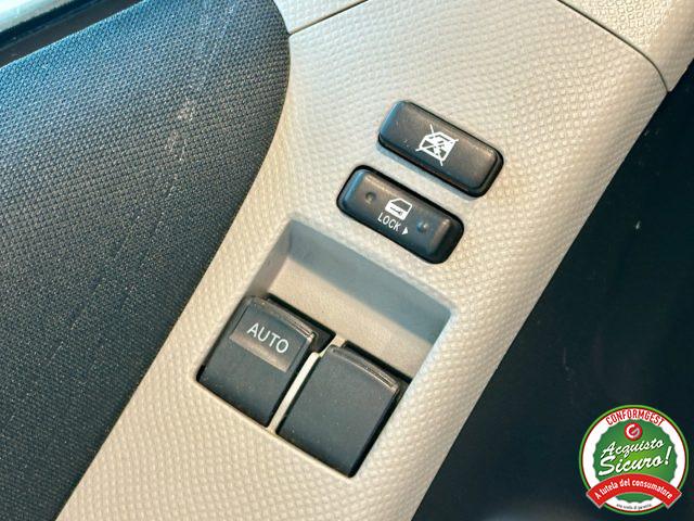 TOYOTA Yaris 1.0 5p. Sol *NEOPATENTATI*UNICO PROPRIETARIO*