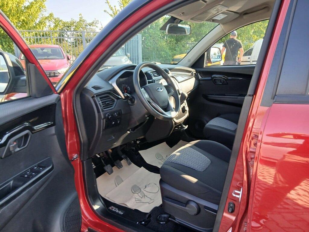 Mahindra KUV100 1.2 K6+ FWD