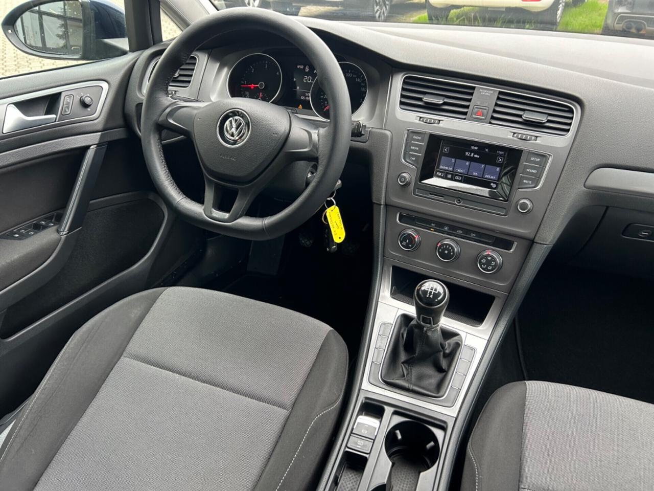 Volkswagen Golf 1.6 TDI 5p. | CERCHI IN LEGA