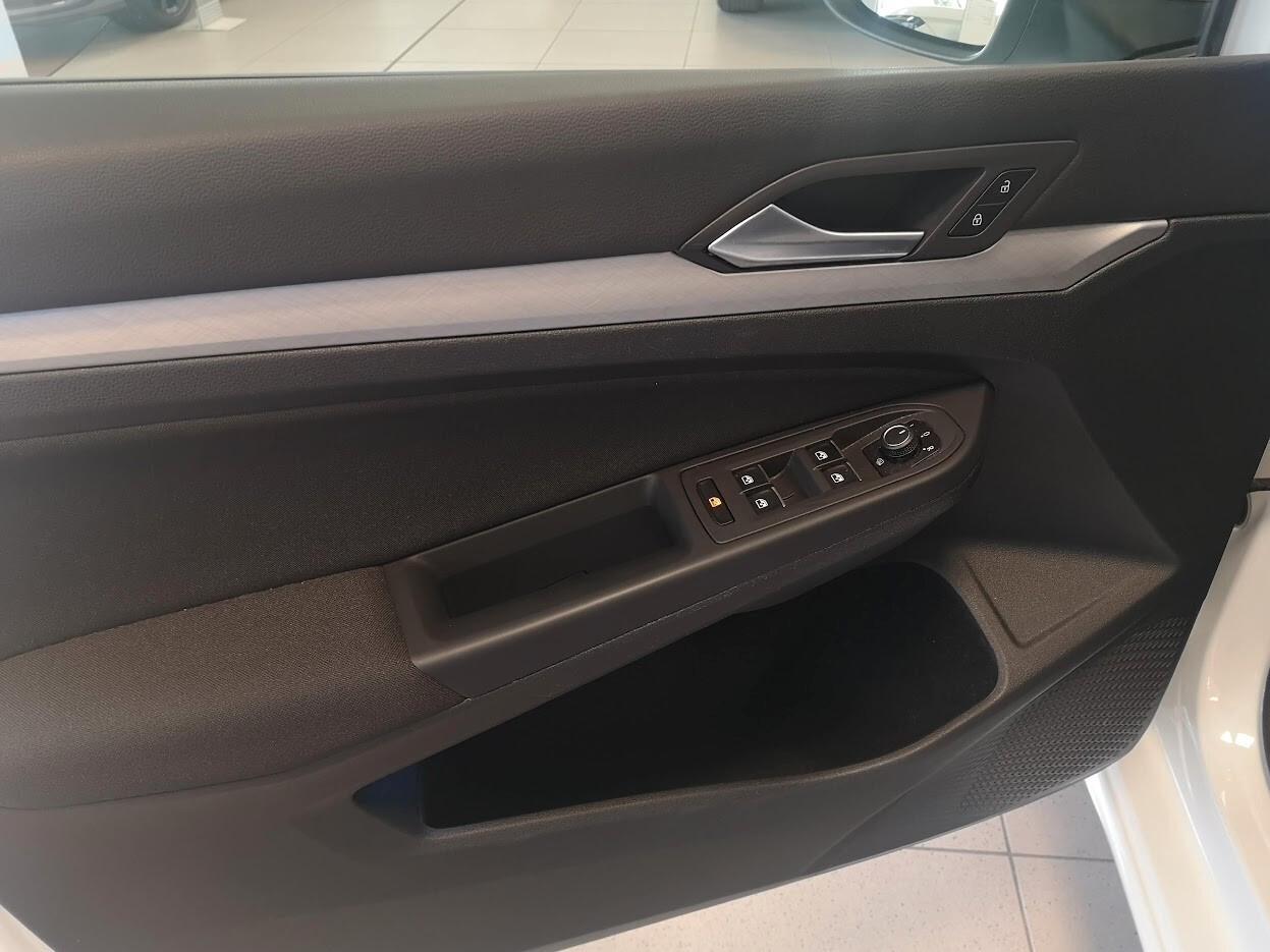 Volkswagen Golf 1.0 TSI EVO Life 110 CV