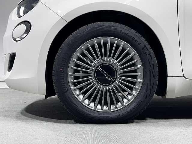 Fiat 500e Berlina 42 kWh