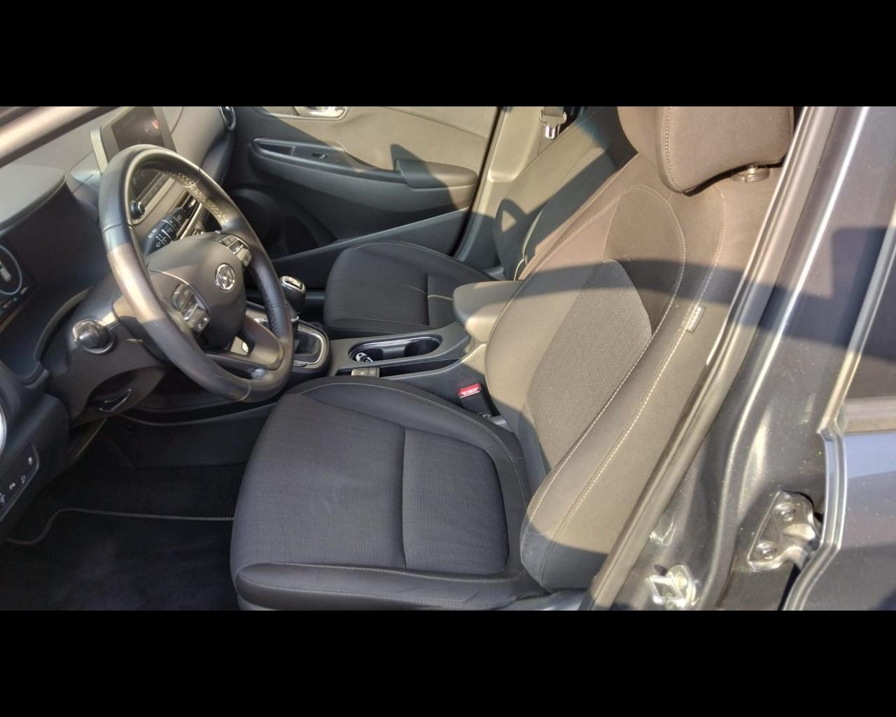 HYUNDAI Kona - Kona 1.0 T-GDI Hybrid 48V iMT XLine