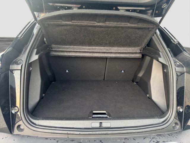 PEUGEOT 2008 2008 PureTech 100 S&S Allure