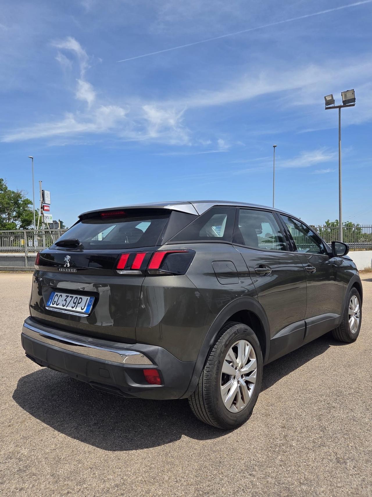 Peugeot 3008 BlueHDi 130 S&S EAT8 Business