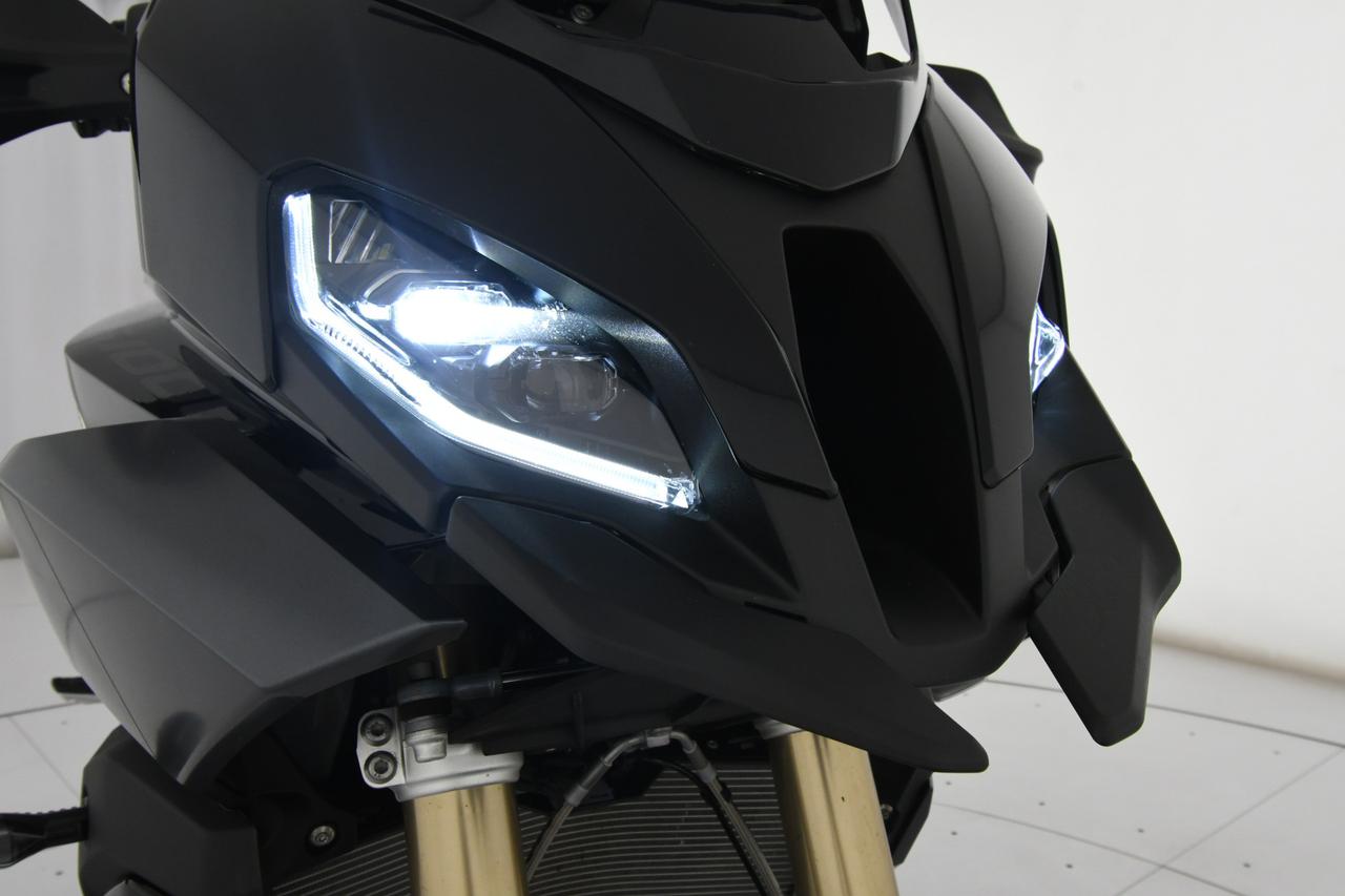 BMW S 1000 XR TRIPLE BLACK 2.500KM+C17"