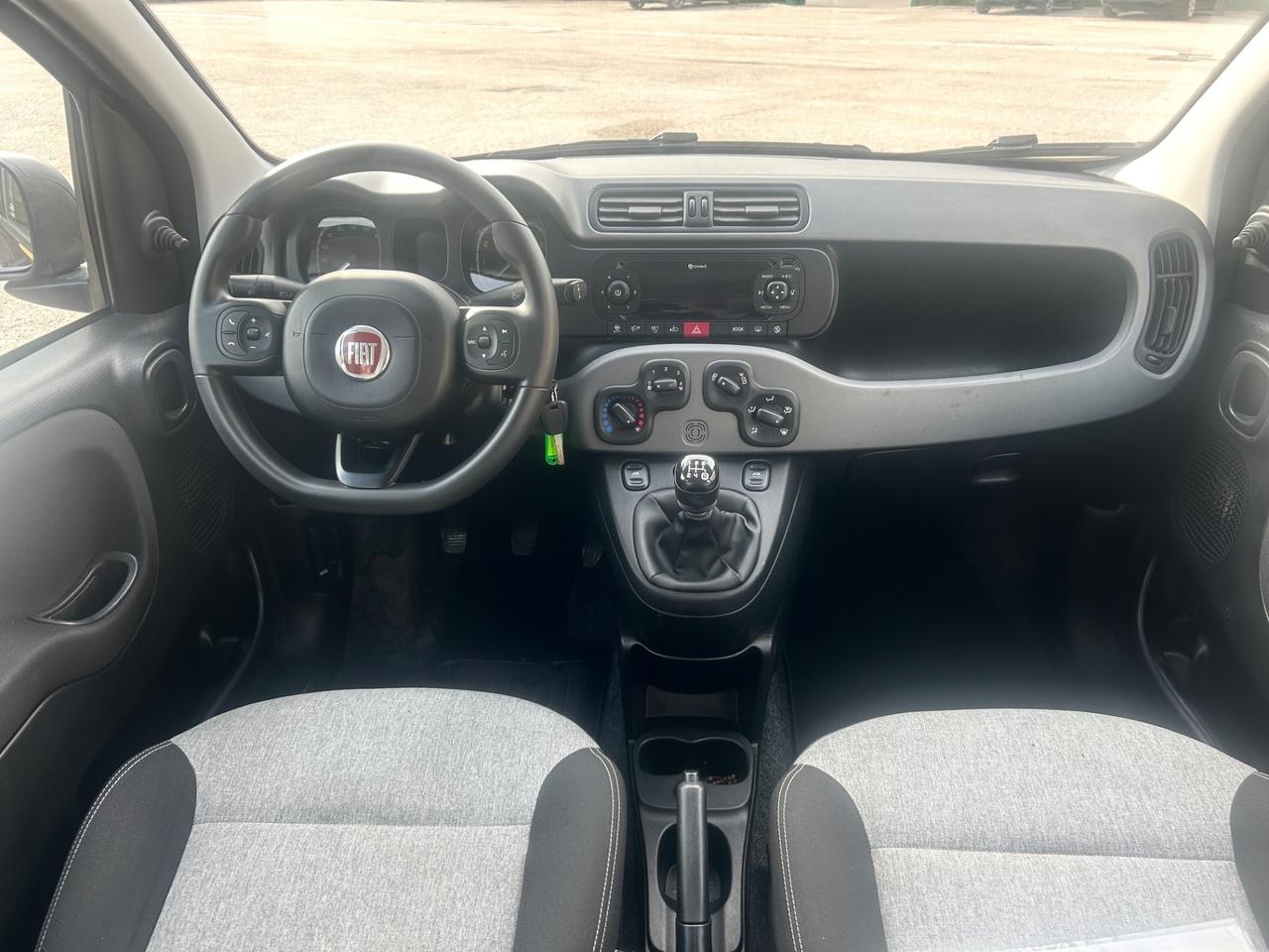 Fiat Panda 1.2 Connected by Wind