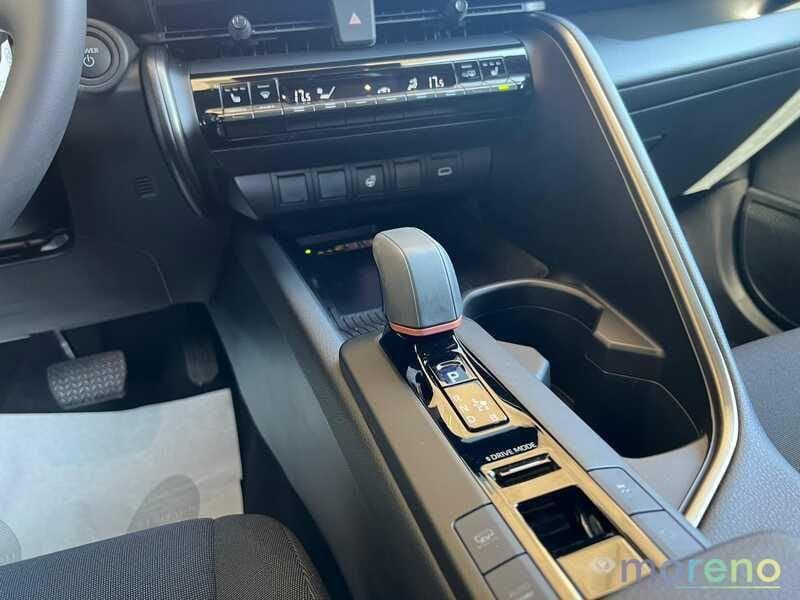 Toyota C-HR 2.0 phev Trend fwd e-cvt