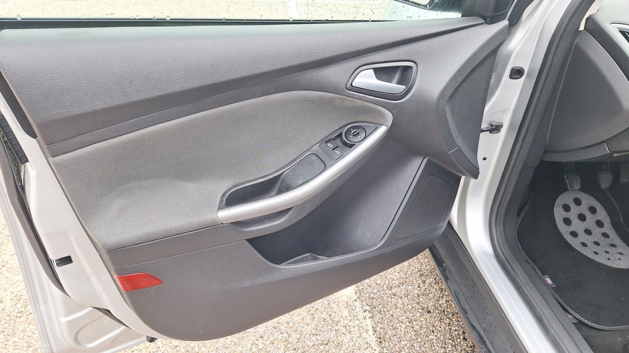 Ford Focus 1.6 TDCi 115 CV SW Titanium