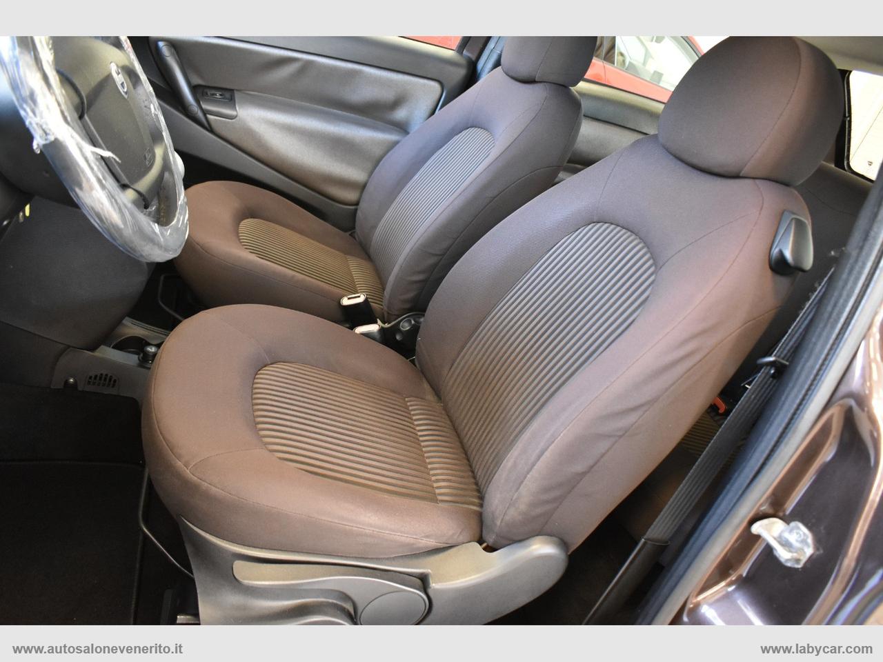 LANCIA Ypsilon 1.2 Versus