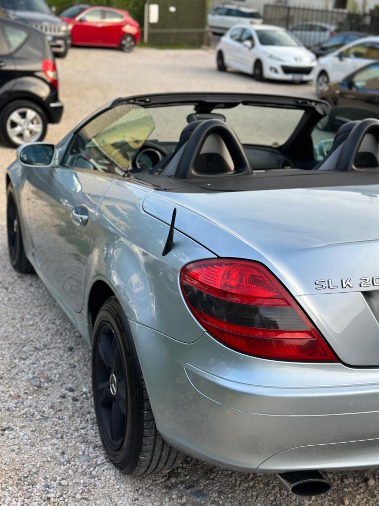 Mercedes-benz SLK 200 KOMPRESSOR UNICOPR KMCERT