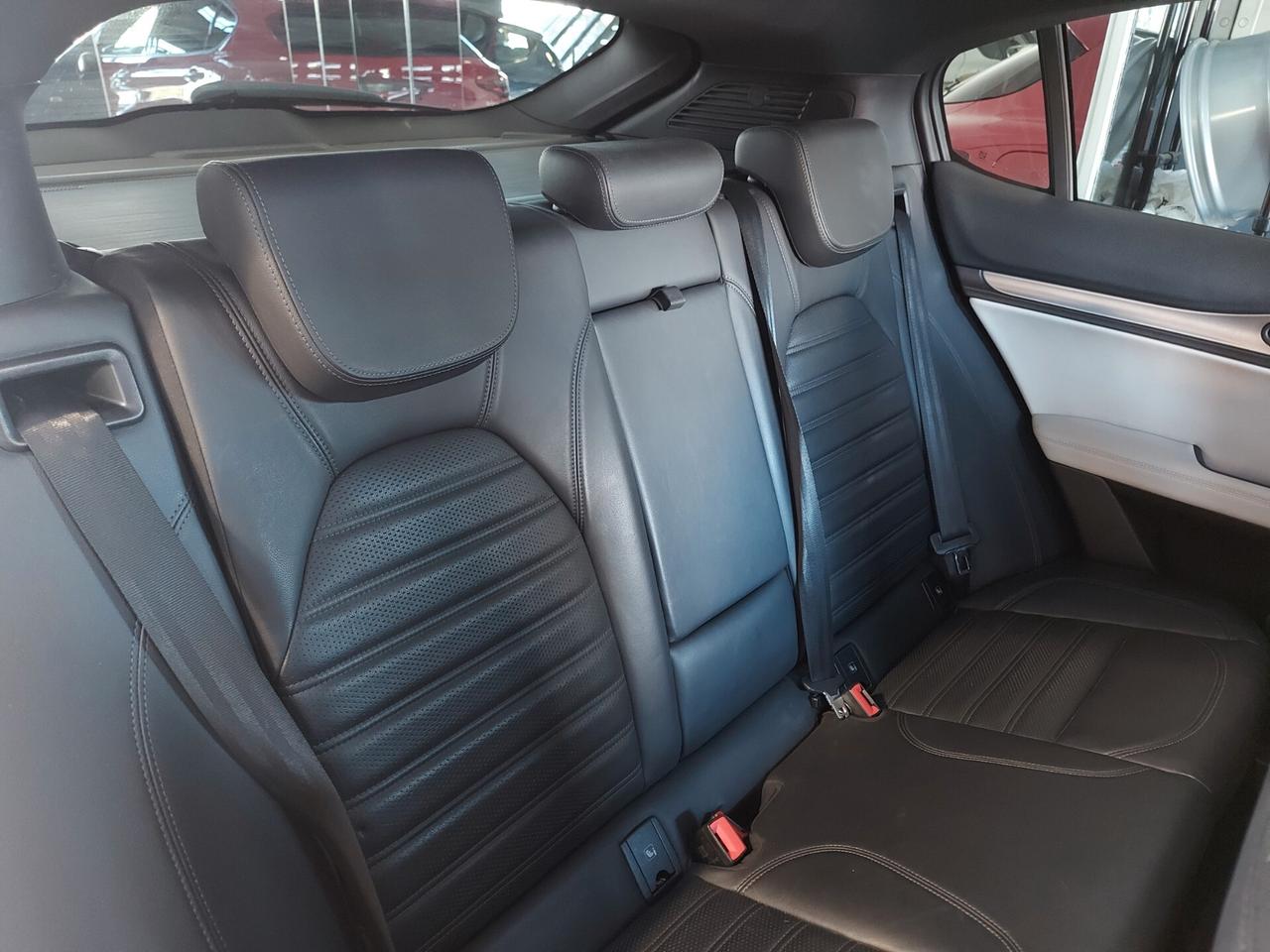 Alfa Romeo Stelvio 2.2 Td 190 cv AT8 Q4 Super