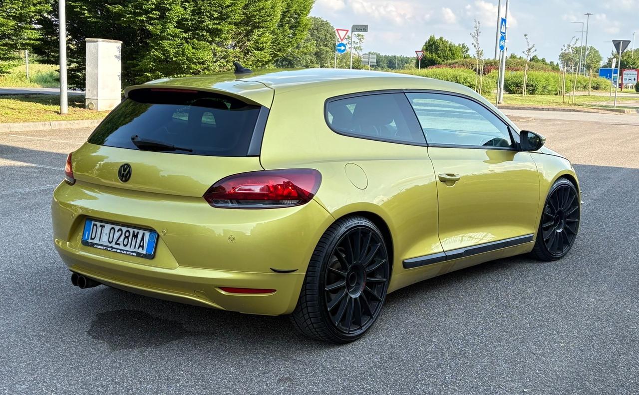 Volkswagen Scirocco 2.0 TFSI 200cv R-Line