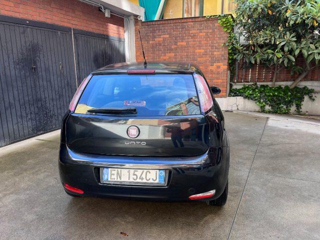 FIAT Punto 1.4 8V 3 p GPL dalla casa fino al 2032