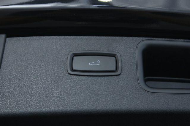 PORSCHE Macan 2.0 T Cerchi 21''/Tetto /Pack Chrono/Bose