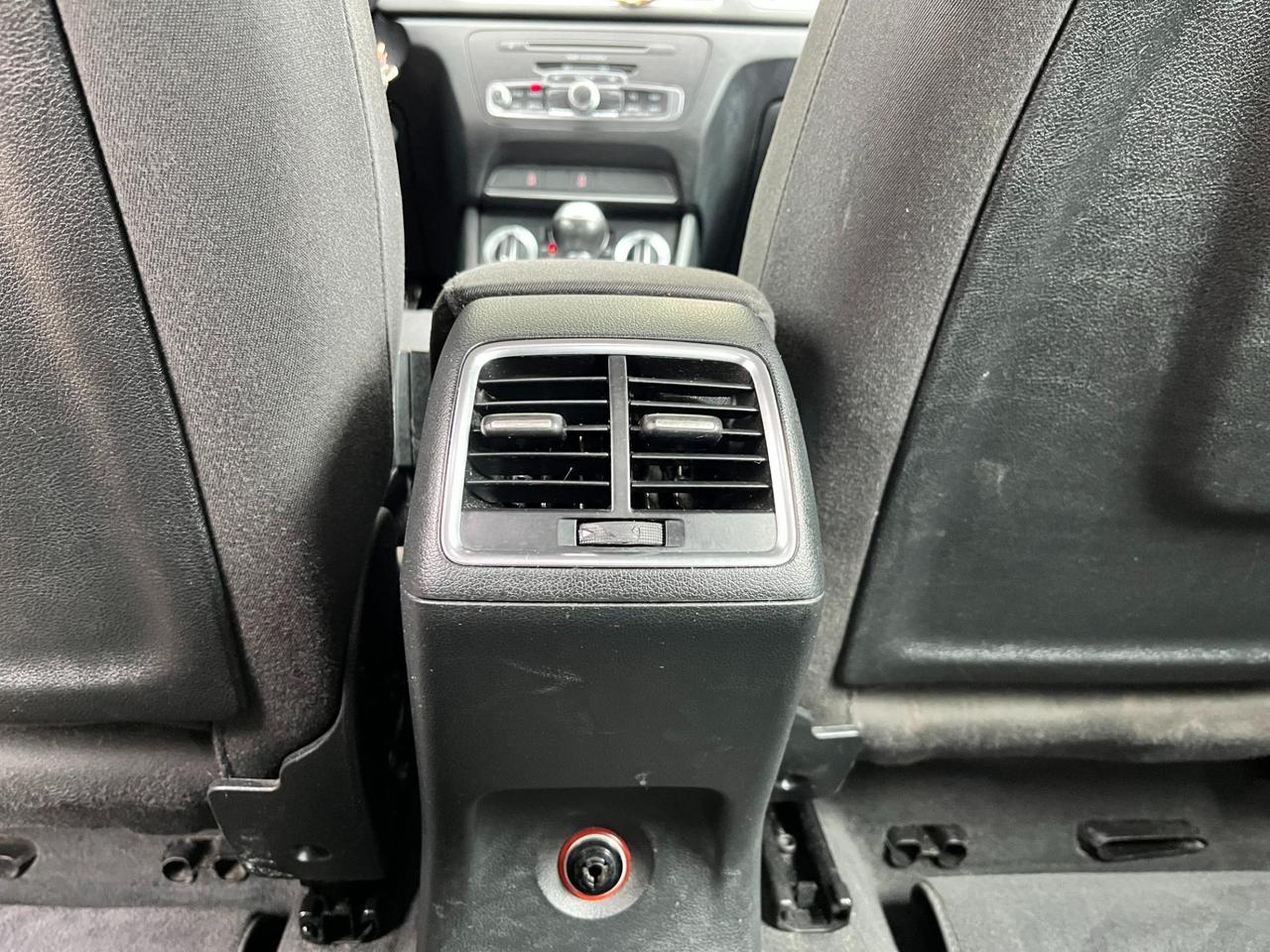 Audi Q3 2.0 TDI 140 CV quattro S tronic S Line Edition